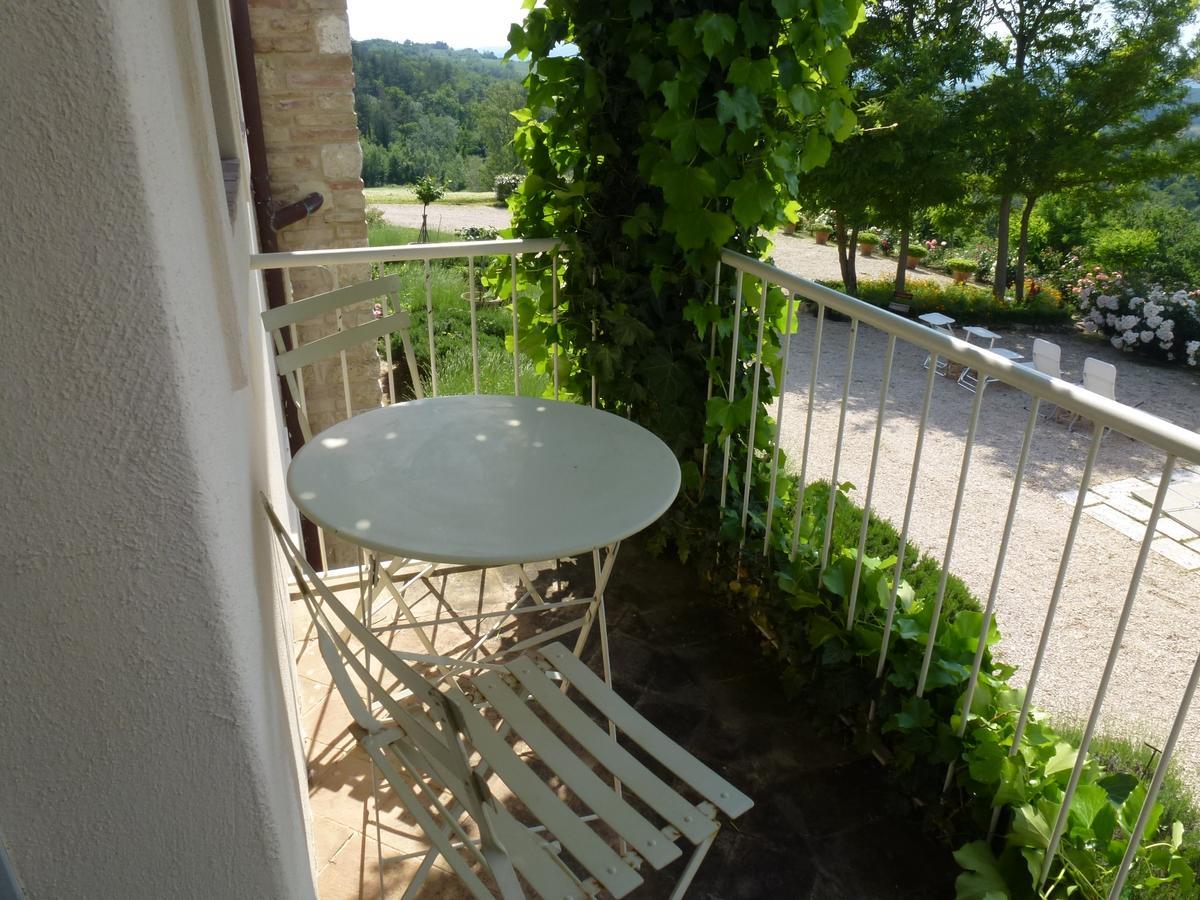 Casarciccia Guest House Todi Luaran gambar